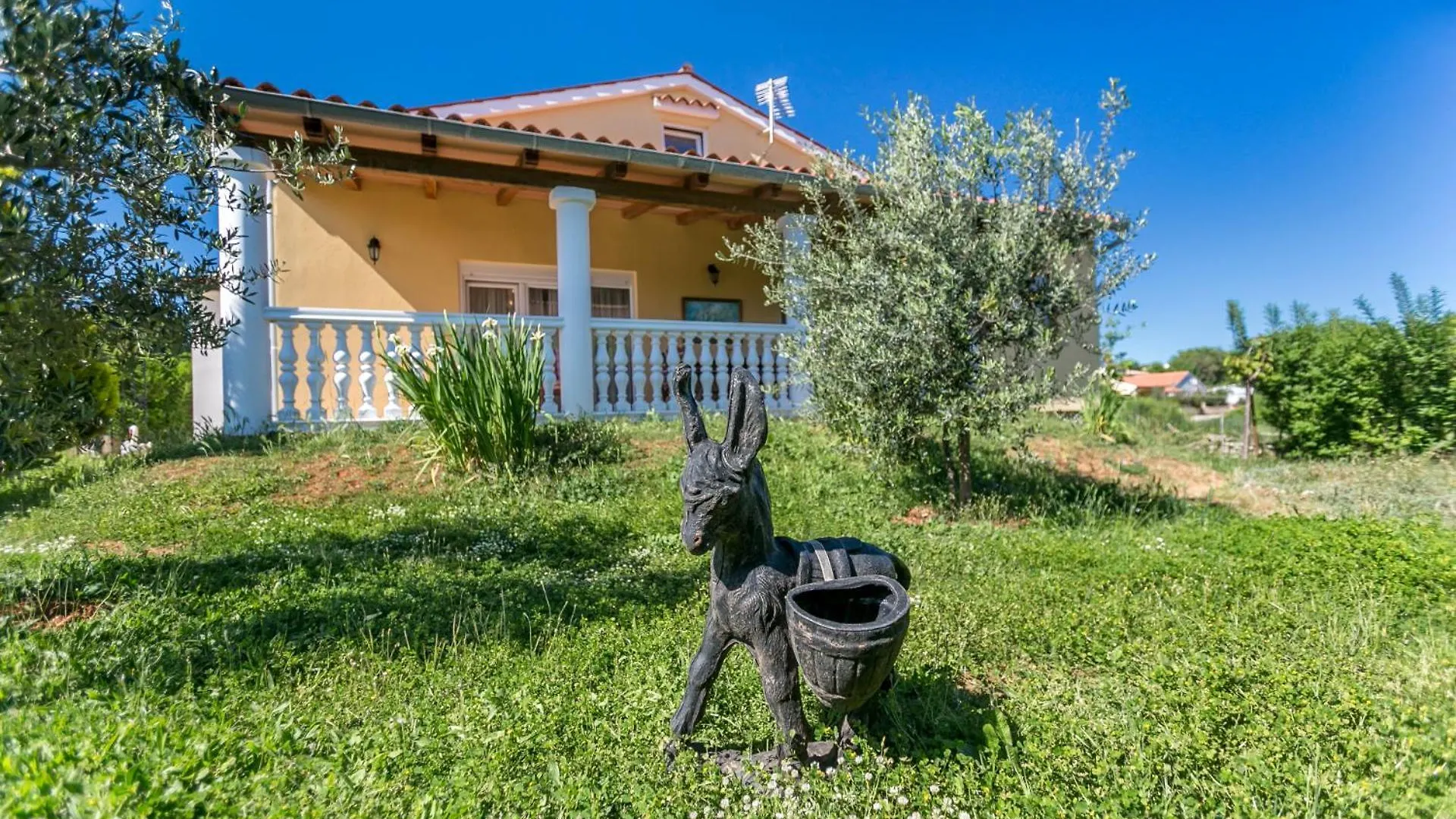 Holiday home Aretha - Mpolo Villa Liznjan
